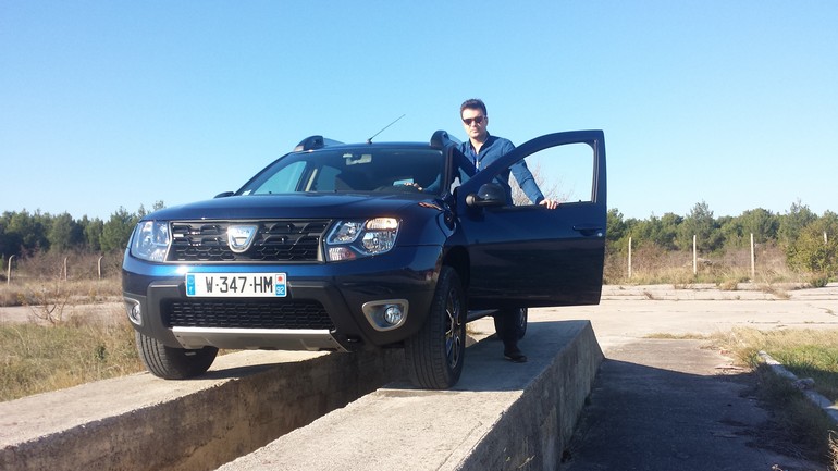 Ανεβαίνουμε και ράμπες με το Duster