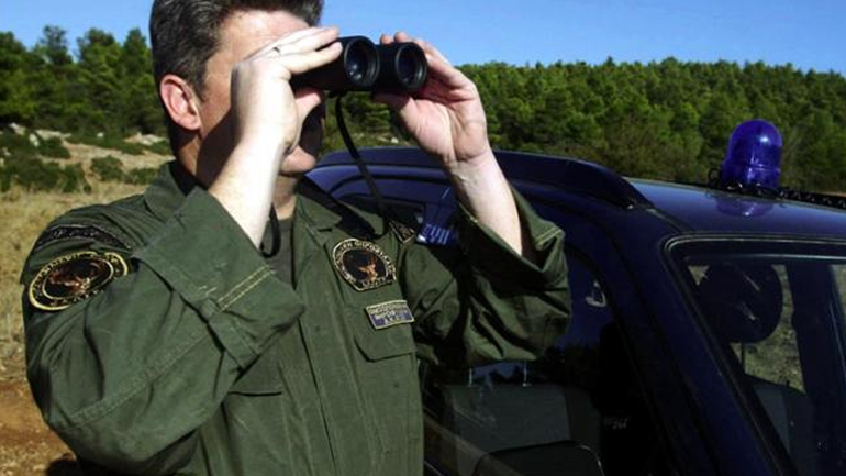 Λαθροκυνηγός αποπειράθηκε να χτυπήσει θηροφύλακες με το αυτοκίνητό του