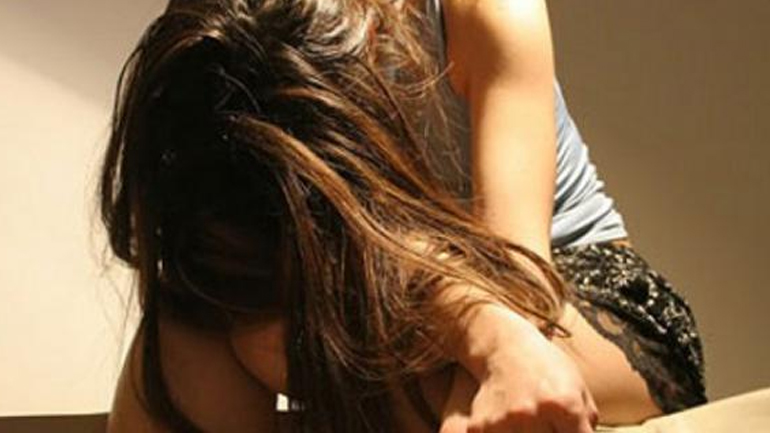 Σοκ στην Άμφισσα: 15χρονη κατήγγειλε ότι την βίασε ο αδελφός της