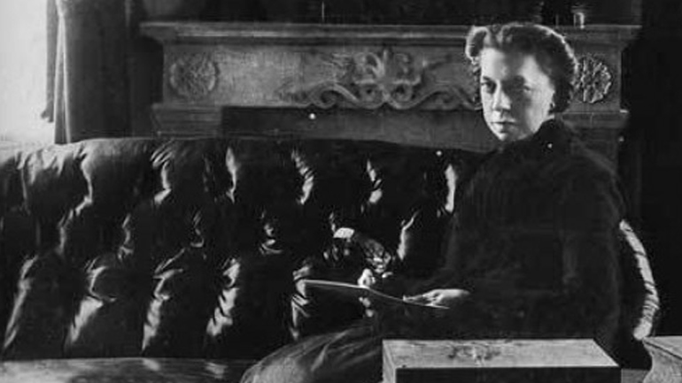 Πρόγραμμα παραστάσεων Άννας Κοκκίνου Χειμώνας – Άνοιξη 2017 – Θέατρο Σφενδόνη