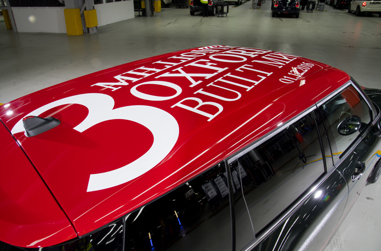 Τρία εκατομμύρια MINI σε 15 χρόνια...