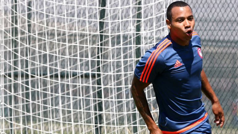 Αμφίβολος ο Πάρντο