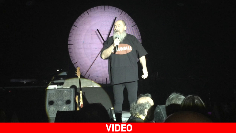 Πρεμιέρα του Τζίμη Πανούση στο Can Can – δείτε αποσπάσματα από την παράσταση