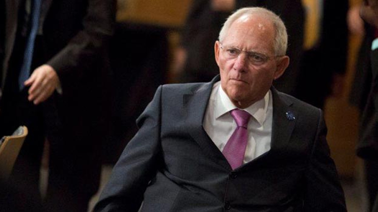 B. Σόιμπλε: Κίνδυνοι για την παγκόσμια οικονομία λόγω Τραμπ