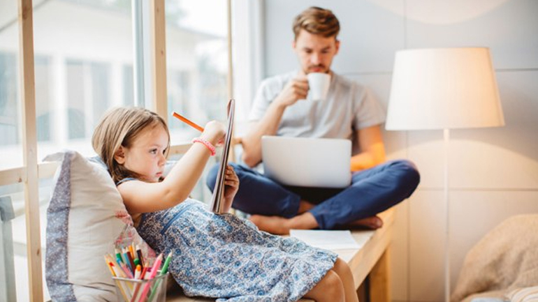 Όταν ο μπαμπάς δεν περνάει χρόνο με το παιδί