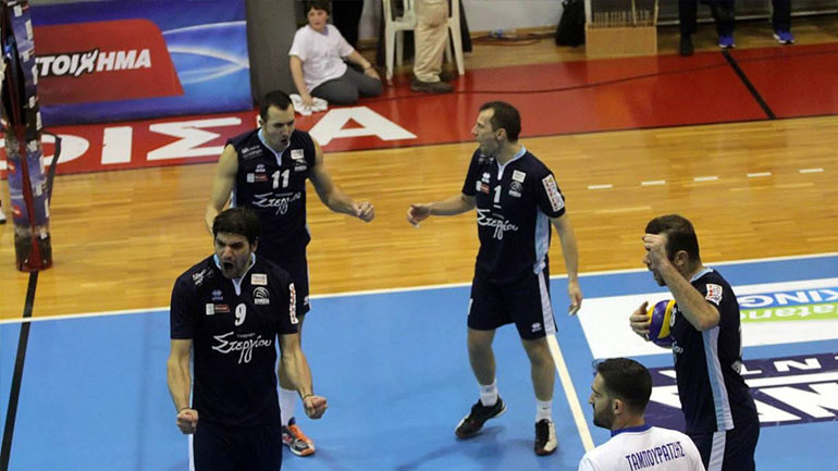 Αρσενιάδης: «Πολύ δυνατός ο Παναθηναϊκός»