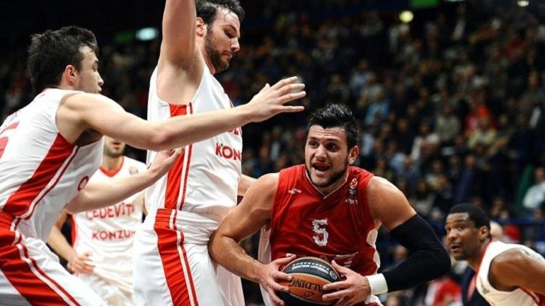 «Μια υπογραφή μένει για να κλείσει ο Τζεντίλε στον Παναθηναϊκό»