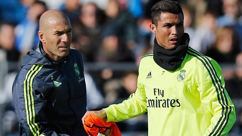 Ζιντάν: «Ο Ρονάλντο είναι ο καλύτερος ποδοσφαιριστής στην ιστορία της Ρεάλ»
