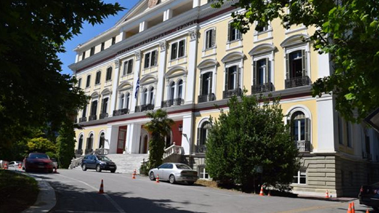 Θεσσαλονίκη: Η Τροχαία «σήκωσε» αυτοκίνητα λόγω Τσίπρα