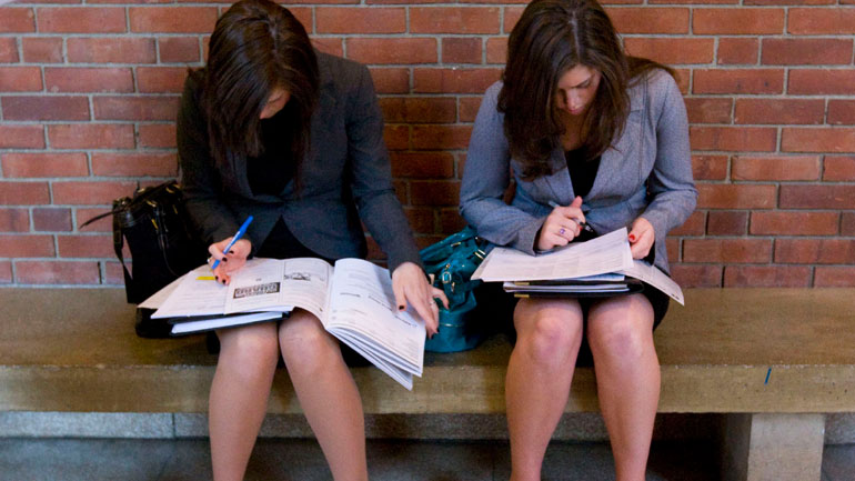 ΕΛΣΤΑΤ: Στο 22,6% μειώθηκε η ανεργία το γ΄τρίμηνο