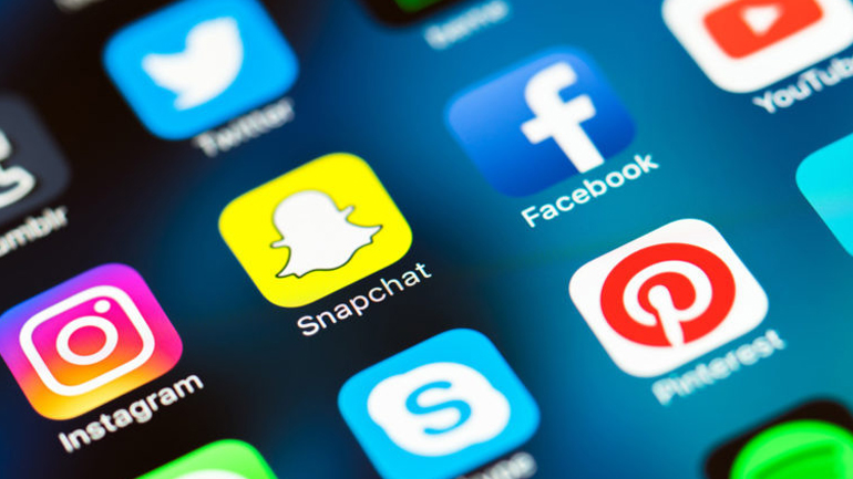 Γερμανία: Αυστηρές ποινές για την πάταξη της ρητορικής μίσους στα social media