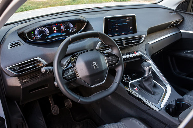 Το εσωτερικό του Peugeot 3008...