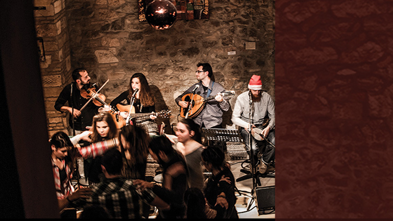 Το «Ξέφραγο Αμπέλι» στο Άλικο