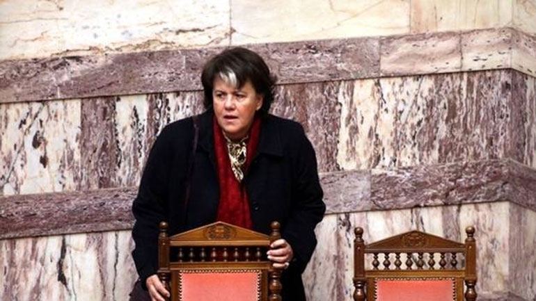 Αυτοκίνητο παρέσυρε και τραυμάτισε την Άννα Παναγιωταρέα