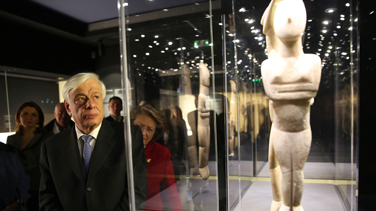 Εγκαίνια έκθεσης στο Μουσείο Κυκλαδικής Τέχνης από τον Πρόεδρο της Δημοκρατίας