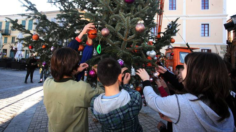 Πότε κλείνουν τα σχολεία για Χριστούγεννα και πότε ανοίγουν το 2017