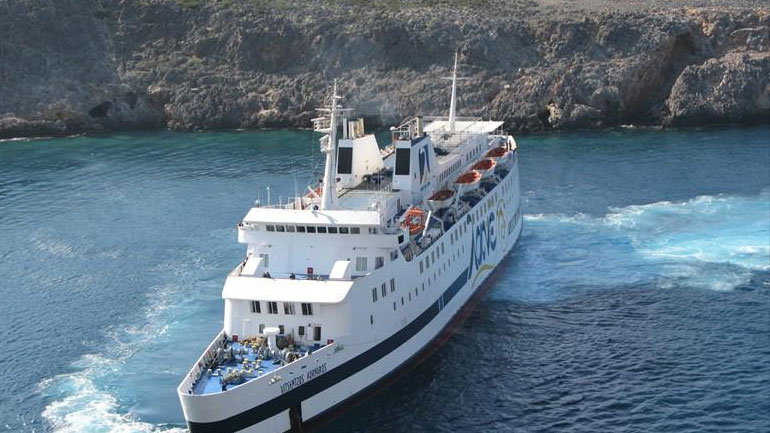 Ακινητοποιημένο στην Κάρπαθο το πλοίο Βιτσέντζος Κορνάρος