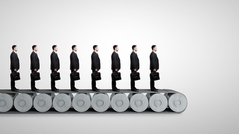 Υπ. Εργασίας: Δεν έχει δοθεί πράσινο φως για ομαδικές απολύσεις