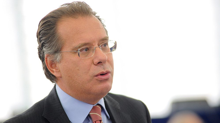 Γ. Κουμουτσάκος: «Καταδικάζουμε τη στυγνή δολοφονία του Ρώσου πρέσβη στην Άγκυρα»