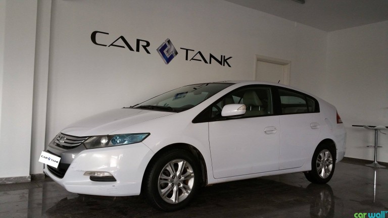 Υβριδικό Honda Insight του 2010 με 8.900 ευρώ