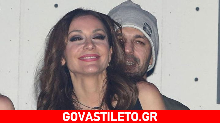 Η Δέσποινα Βανδή αποκαλύπτει τι την κρατά μαζί με τον Ντέμη Νικολαΐδη…