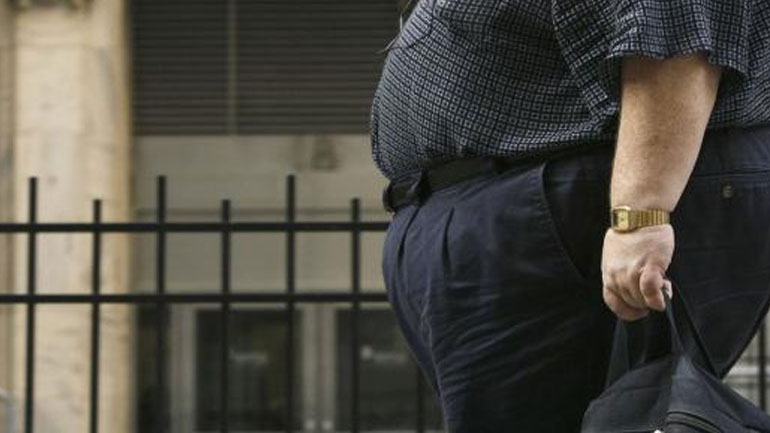 Οι υπέρβαροι αποκλείονται από τον στρατό