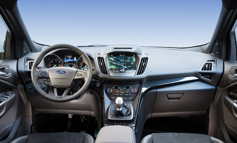 Το εσωτερικό της καμπίνας του Ford Kuga...