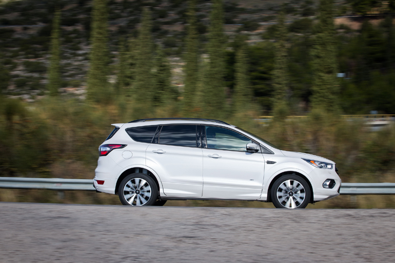 Το μήκος του Kuga είναι λίγο πάνω από τα 4.5 μέτρα...