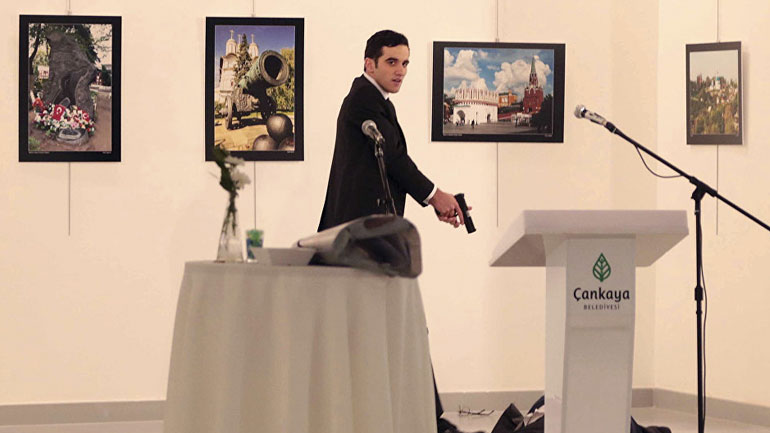 Τουρκία: Απελευθερώθηκαν τα μέλη της οικογένειας του δολοφόνου του Ρώσου πρέσβη