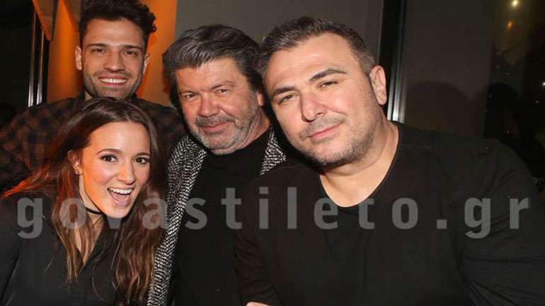 Αντώνης Ρέμος: Γιόρτασε με επώνυμους φίλους τα 7 χρόνια λειτουργίας του μαγαζιού του στη Γλυφάδα!