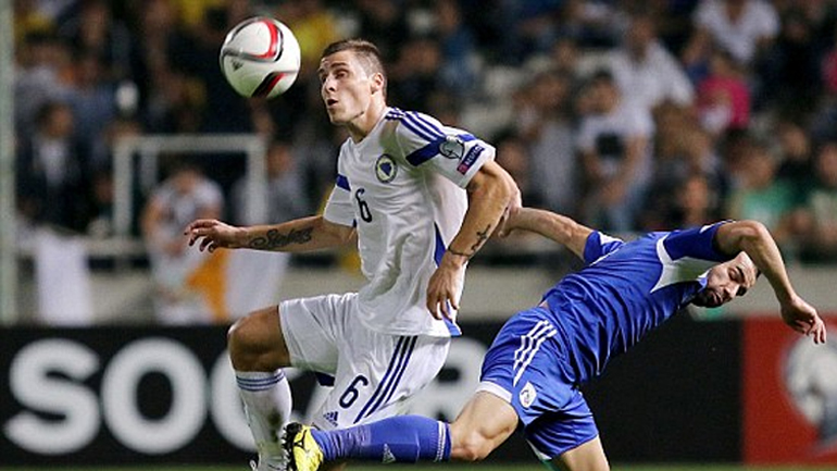 ΑΕΚ: Έτοιμος να υπογράψει ο Βράνιες