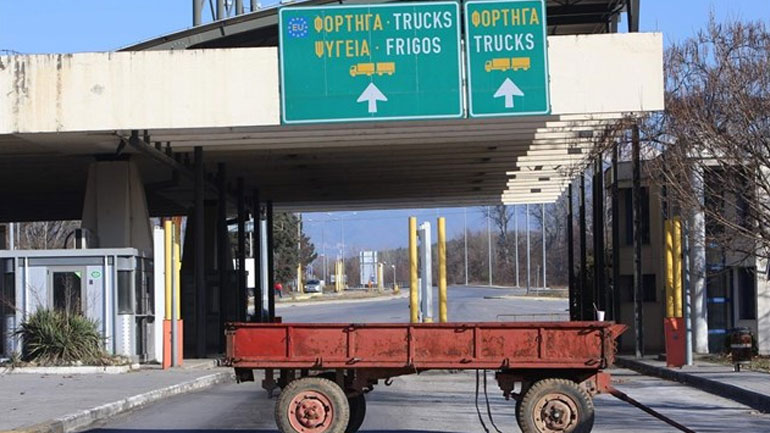 Εντοπίστηκαν 22 τόνοι με λαθραίο οινόπνευμα στο τελωνείο Προμαχώνα