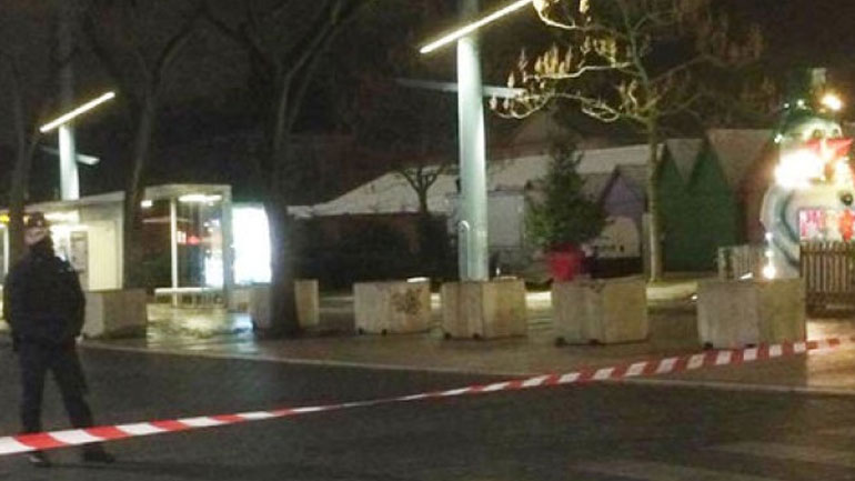 Εκκενώθηκε εμπορικό κέντρο και χριστουγεννιάτικη αγορά στη Γαλλία
