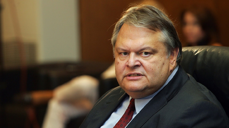 Ευ. Βενιζέλος: Η λύση για τη χώρα περνάει μέσα από την ήττα του ΣΥΡΙΖΑΝΕΛ