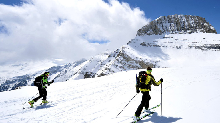 Τεχνητό χιόνι στα χιονοδρομικά κέντρα της Βόρειας Ελλάδας