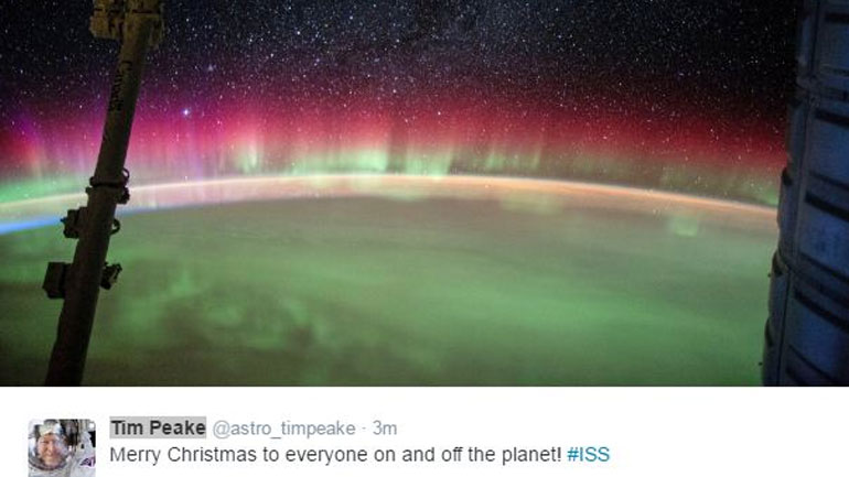 «Merry Christmas» από το διάστημα