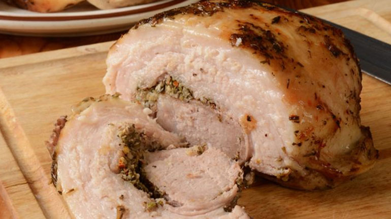 Πορκέτα με κουκουνάρια και σταφίδες