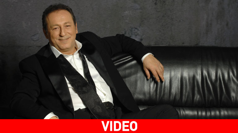 Το νέο τραγούδι του Σταύρου Φωτιάδη κλέβει την παράσταση