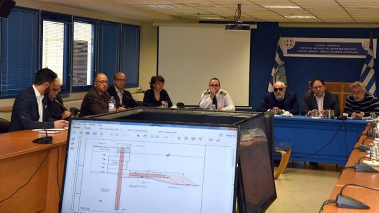 Αποφασίστηκε η ανακατασκευή του λιμένα Σαντορίνης