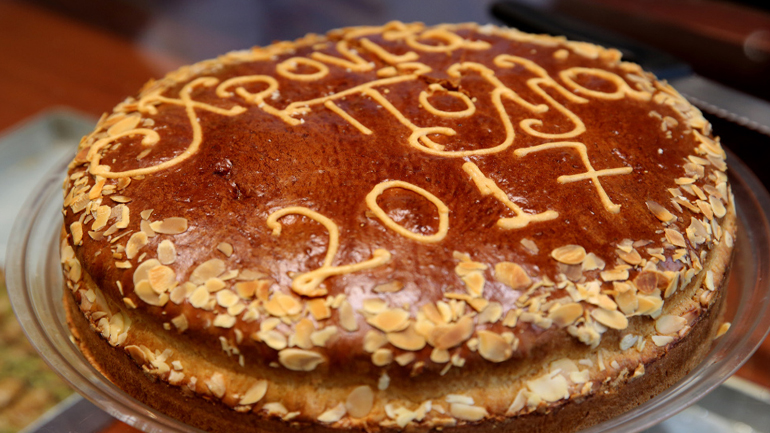 Πάνω από 19.000 βασιλόπιτες ετοιμάζουν οι αρτοποιοί του νομού Θεσσαλονίκης