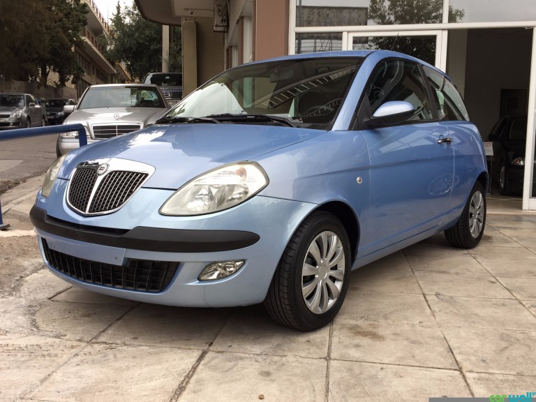 Lancia Ypsilon του 2005 με 3.900 ευρώ
