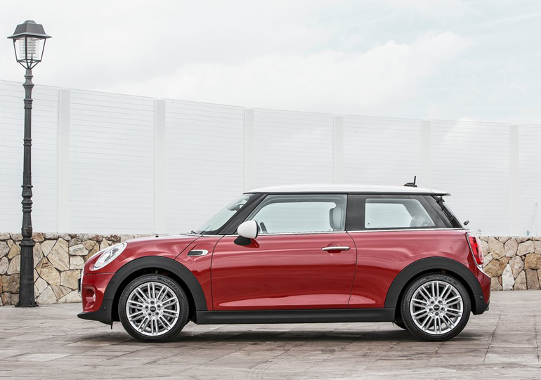 Η τρίθυρη έκδοση του MINI...