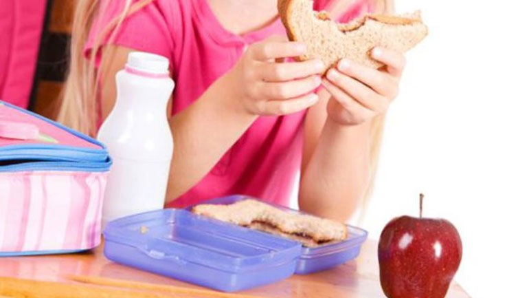 Θεσσαλονίκη: Σχολικά γεύματα στους μαθητές δημοτικών σχολείων και του δήμου Λαγκαδά