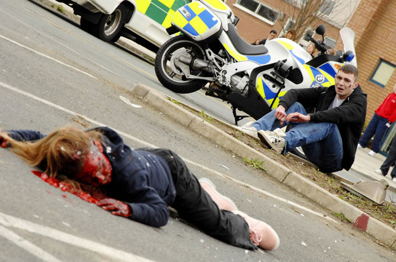 Βάλτε κράνος, φορέστε ζώνες και τα μάτια σας 14...