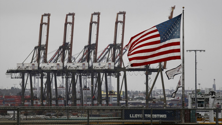 ΗΠΑ: Αυξήθηκε 5,5% το εμπορικό έλλειμμα τον Νοέμβριο
