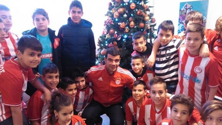 Η Ακαδημία του Ολυμπιακού στο «Χαμόγελο του Παιδιού»