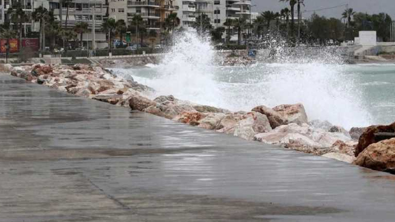 Πρόσκρουση πλοίου στο λιμάνι της Ζακύνθου