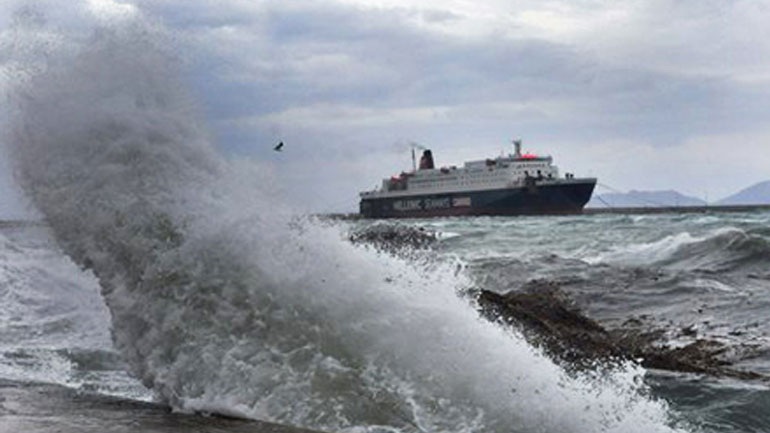 Αποκαθίστανται σταδιακά οι ακτοπλοϊκές συγκοινωνίες