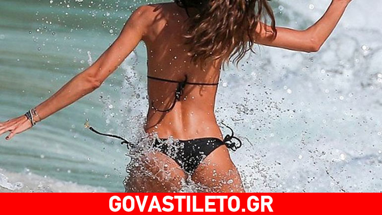 Izabel Goulart: Παιχνίδια στο νερό με τον αγαπημένο της