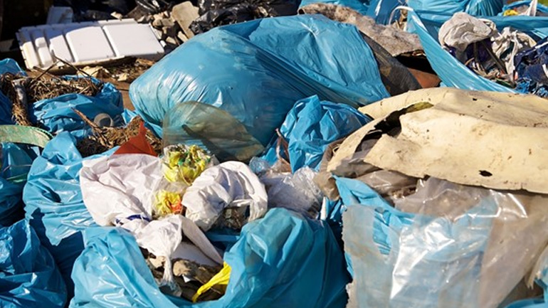 ΗΠΑ: Απαγορεύθηκαν οι πλαστικές σακούλες στην πολιτεία του Μίσιγκαν